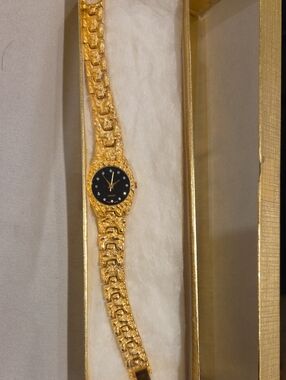 Vintage Womens Quartz Watch